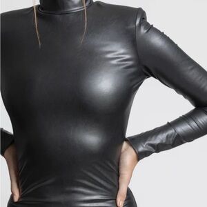 Elegant Black Long Sleeve Dress